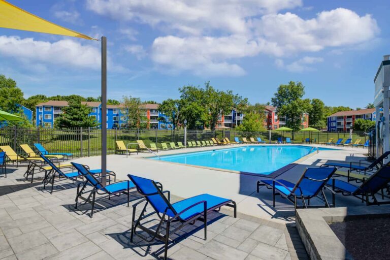 Cool off from those hot summer days at our resort-style pool at McCauly Crossing luxury Blue Ash apartments.