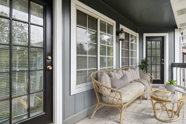 1-McCauly-Crossing-Apartments-patio